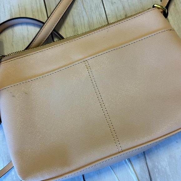 Calvin Klein pink crossbody - Picture 4 of 6